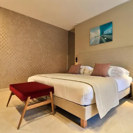 La Farandole Hotel