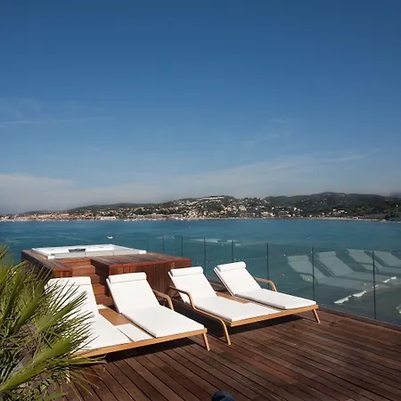 Hotel La Farandole 4*