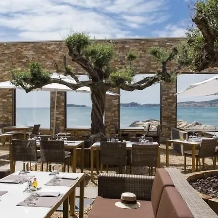 La Farandole Ξενοδοχείο 4*