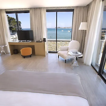 Hotel La Farandole 4*