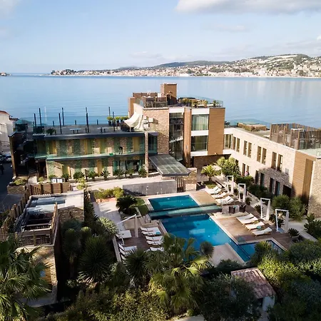 Hotel La Farandole 4*