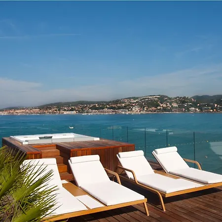 Hotel La Farandole 4*