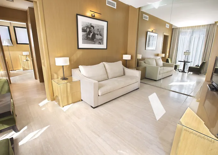 La Farandole 4* ساناري سور مير