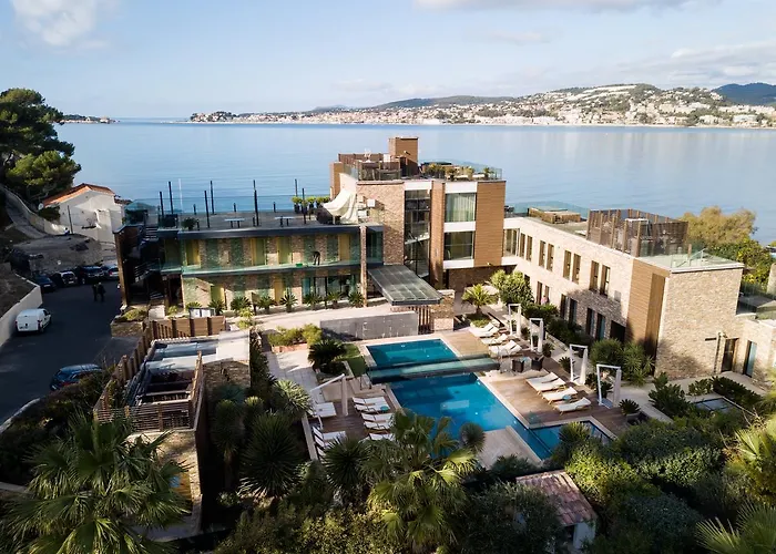 Hotel La Farandole 4*